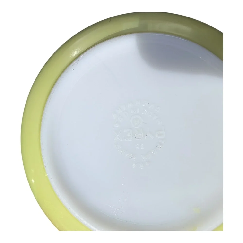 Pyrex Mixing Bowls Set of 3 Primary Colors Red Yellow‎ Green Nesting Milk Glass